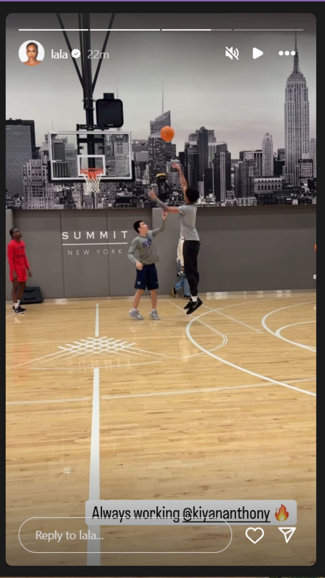 Lala Antohony shares clip of son Kiyan Anthony's basketball training on IG story. Image via @lala